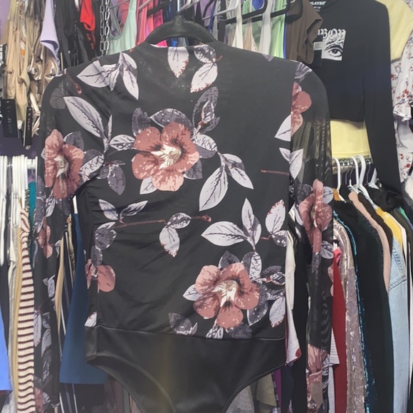 Ladies ECLIPSE black blouse floral print mesh long sleeve size Small body suit - Picture 7 of 7